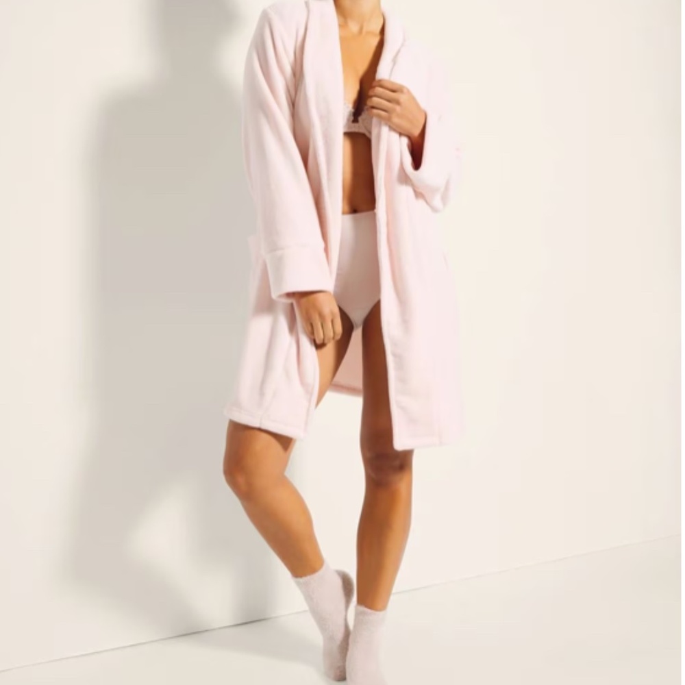 Soma Plush Robe - Picture 3 of 5